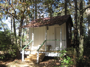 Rosemont Plantation restrooms at a historic property. No ramp, but the toilet stalls had handrails. Go figure?, Photo by Susan P. Berry