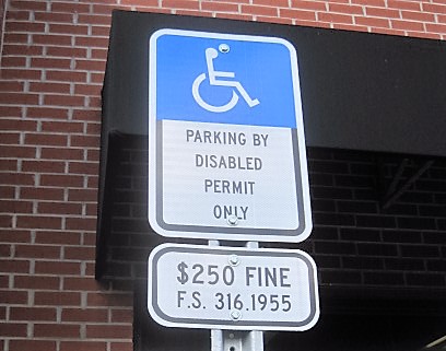 Florida Accessible Parking Sign 2016 with the required fine sign.